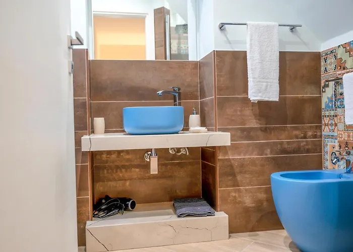 Incao Candeloro House * צ'פאלו