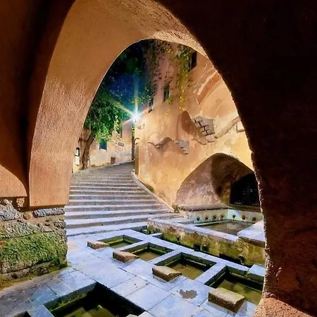 Incao Candeloro House