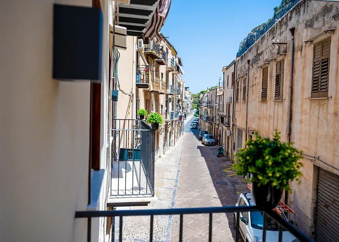 Apartment Incao Candeloro House *